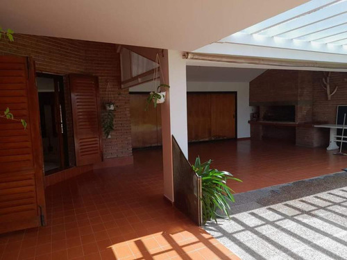 Casa En Venta, Oportunidad, Potencial Comercial Granja De Funes, Zona Norte, Córdoba