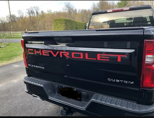 Emblema Chevrolet Letra Tapa 2019 2022 Silverado Cheyenne