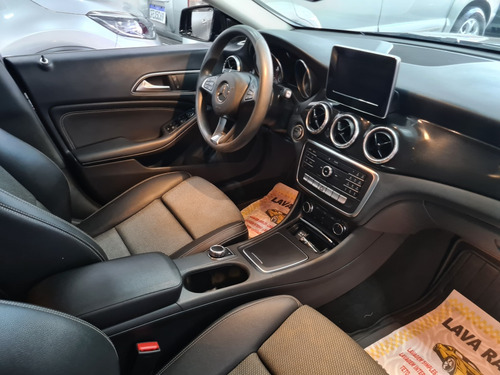 Mercedes-Benz Classe Cla 1.6 Turbo Flex 4p