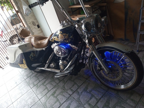 Imagem 2 de 10 de Harley Davidson Roadking