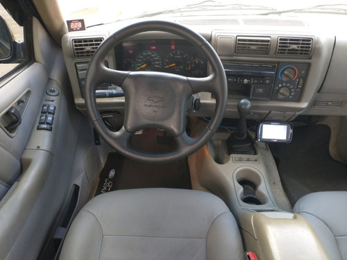 Chevrolet Blazer 4.3 SFI DLX 4X2 V6 12V GASOLINA 4P MANUAL
