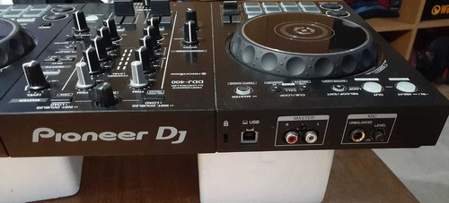Imagen 6 de 10 de Controlador DJ Pioneer DDJ-400 negro de 2 canales