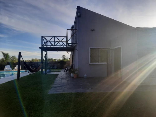 Casa Quinta Venta 4 Dormitorios 2 Baños 1000mts2 -90mts2 Cubiertos- La Capilla, Florencio Varela