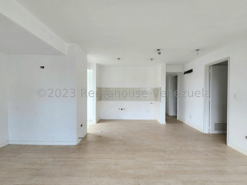 Apartamento En Venta 23-25365 En Country Club