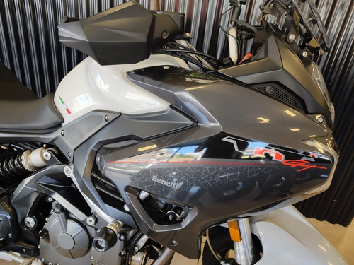 Imagen 3 de 21 de Benelli Tnt 600 Gt ( No Kawasaki Versys 300 Honda Xre 300 )