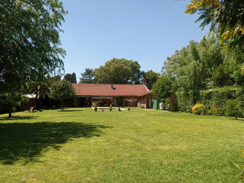 Casa Quinta  En Alq. Temporario Ubicado En General Rodríguez, G.b.a. Zona Oeste