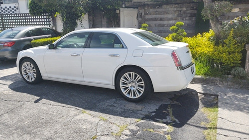 Imagen 5 de 12 de Chrysler 300c 2013 3.6l V6 24v Vvt