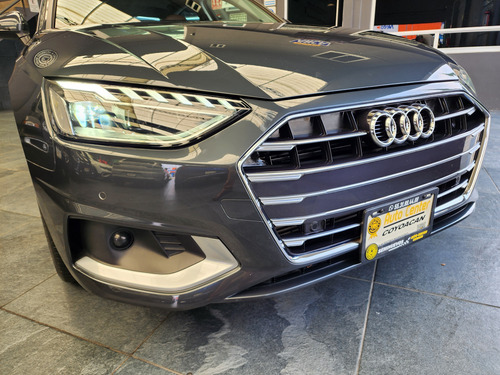 Audi A4 2.0 T Select Mild Hybrid 190 H.P.
