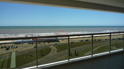 Apartamento En Brava, 3 Dormitorios *- Ref: 1291