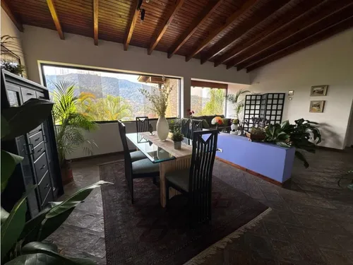 Vendo Casa 460m2 La Tahona 5098
