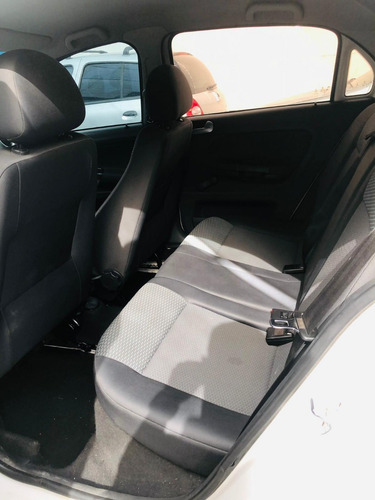 Volkswagen Gol Comfort 1.6 C/63010