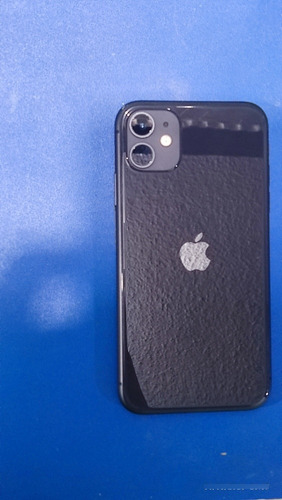 iPhone 11 (Usado)
