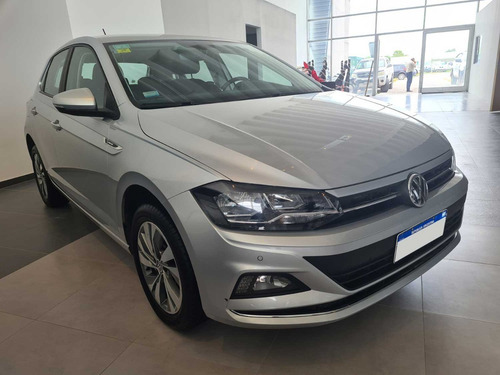 Volkswagen Polo Highline At 2018 Como Nuevo!