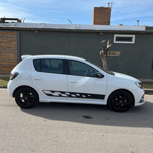 Imagen 4 de 12 de Renault Sandero Rs 2017 Cordoba Capital