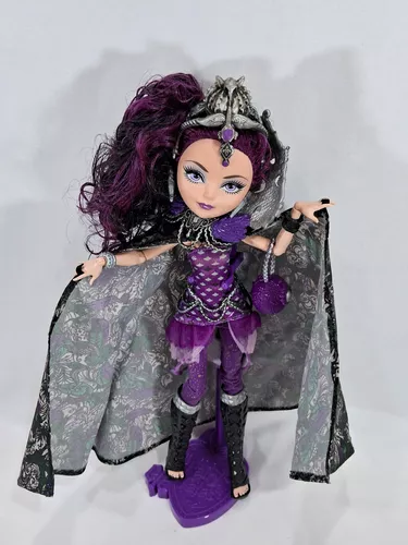 Boneca Ever After High - Jogos de Dragões - Raven Queen - Mattel