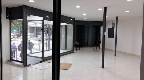 Imagen 2 de 13 de Av. Juan B. Justo Y Murillo: Venta De Local/depòsito