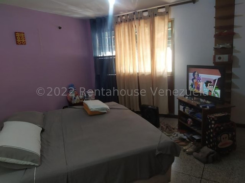 Imagen 21 de 27 de Casa En Venta Santa Monica/(22-28040)/ Carlos Hernandez
