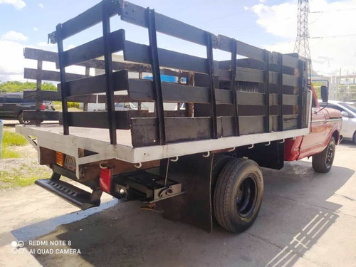 Imagen 4 de 10 de Ford F-350 1973 4x2 Sincrónico