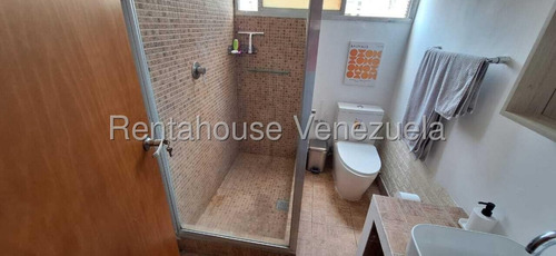 Apartamento En Alquiler En Los Palos Grandes Yanira Mls #25-22177