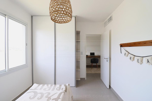 Imagen 24 de 30 de Duplex 4 Ambientes A Estrenar En Barrio Privado