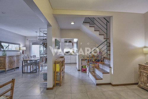 Casa - Castelar Norte