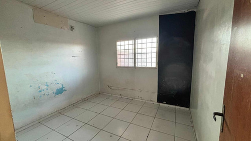 Casa, 3 Quartos, Sendo 1 Suite. Garagem 2 Carros Ou Mais