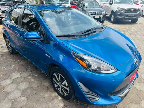 Toyota Prius 2021