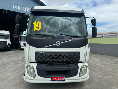 Volvo Vm 330 Bitruck 8x2 Ano 2019