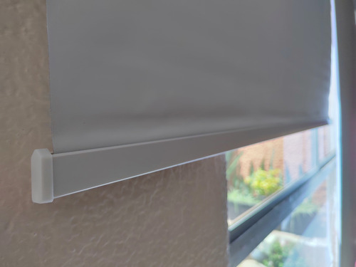 Persiana Blackout Opaca 100% Para Ventana Enrollable Blanco