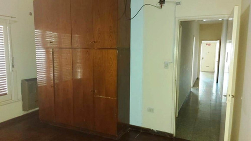 Casa Centrica En Alquiler Y/o Venta En #trenquelauquen