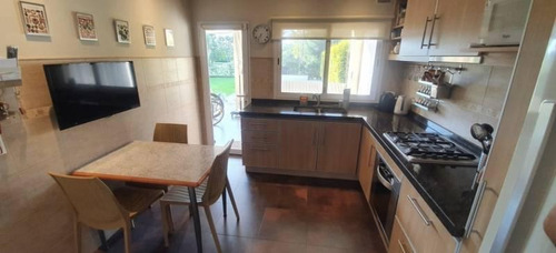 Hermosa Casa En Venta, Barrio Habitat Residencias, Pilar / Bayugar Propiedades