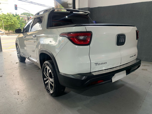 Fiat Toro 2.0 Volcano 4x4 Aut. 4p