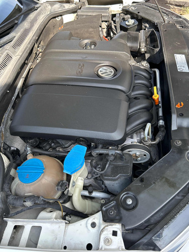Volkswagen Jetta 2.5 Style Active 5vel B A Mt