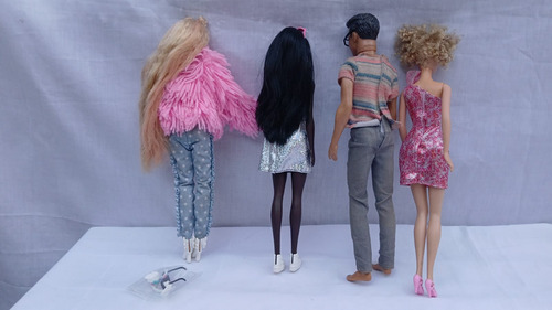 Barbie Extra Fashion- Mattel -lote Con 4- (Usado)