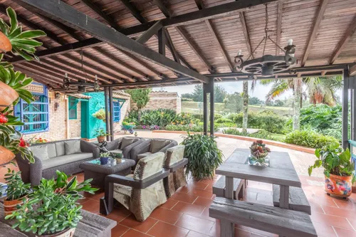 Casa En Arriendo/venta En La Ceja. Cod A16248