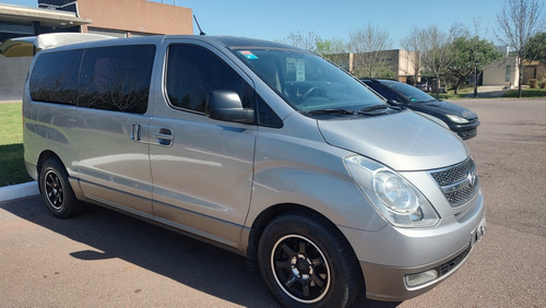 Imagen 2 de 19 de Hyundai H1 2012 2.5 Premium 1 170cv Mt