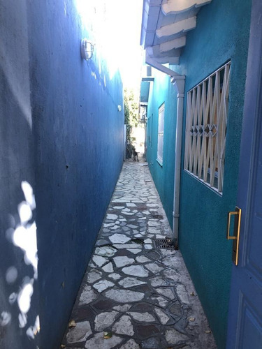 Imagen 3 de 19 de Casa En Venta Martinez 5 Ambientes Impecable