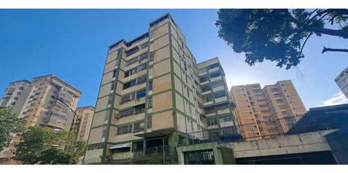 Venta Apartamento En El Marques. Caracas