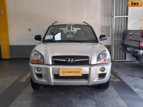 Hyundai Tucson 2.0 MPFI GLS BASE 16V 143CV 2WD FLEX 4P AUTOMÁTICO