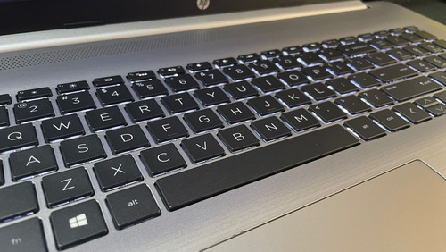 Laptop Hp 470 G7 Notebook Core I5 - 10th Ram 16gb 512gb (Reacondicionado)