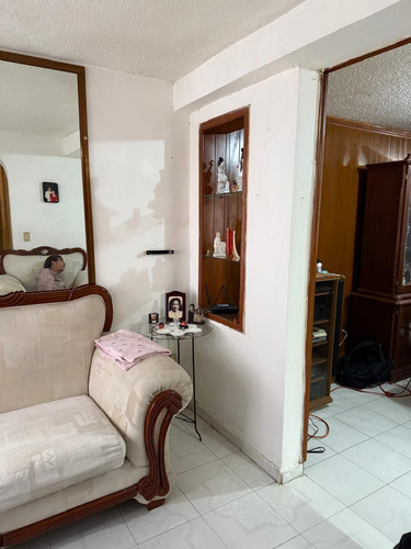 Departamento En Venta En Los Reyes Ixtacala