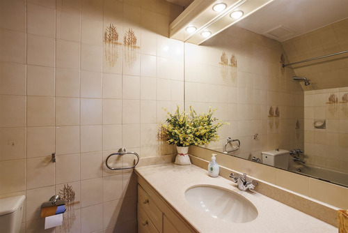 Casa En Venta De 5 Dorm., Los Dominicos, Plaza Las Condesas