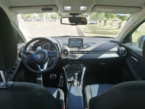 Imagen 8 de 9 de Toyota Yaris R Xle 2018