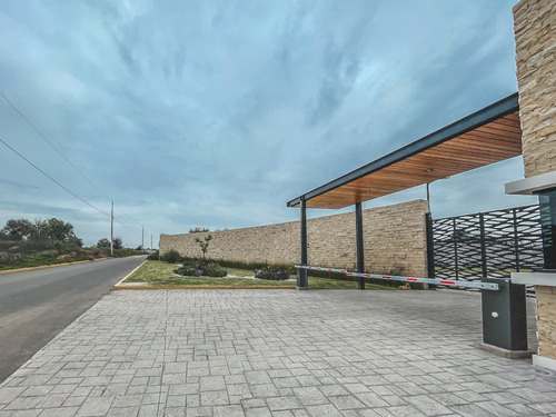 Lotes En Venta En Residencial Altana.
