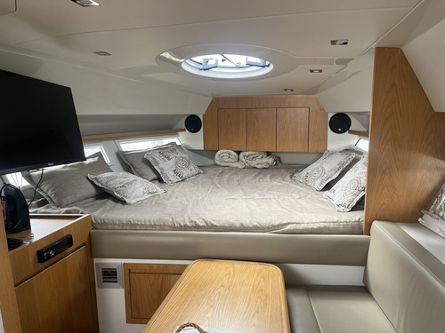 Crucero Klase A 34 Open Motor Volvo Nafta 350 Hp Dp Año 2017