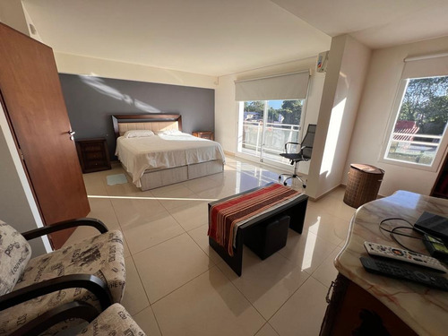 Venta Casa 4 Ambientes+depto Acantilados Mar Del Plata