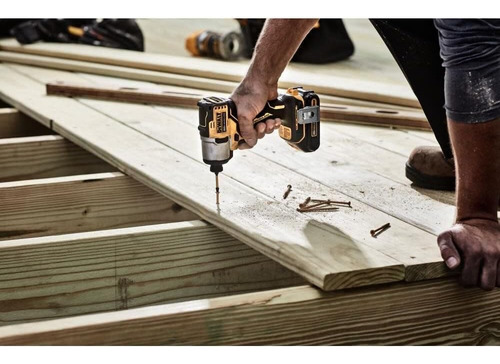 Dewalt Destornillador De Impacto Inalámbrico Sin Escobillas
