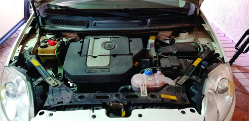 Fiat Bravo 2012 - Essence - Câmbio Manual - Flex