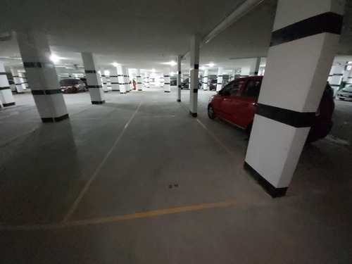 Garages Lugar Fijo Edificio Grand Boulevard A Estrenar ,