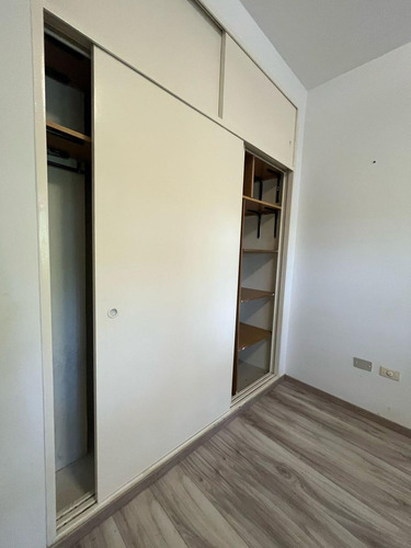 Departamento En Alquiler Frente A Plaza Flores